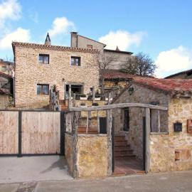 Casa Rural Negua en La Cuenca, Soria, hotel v destinácii La Cuenca