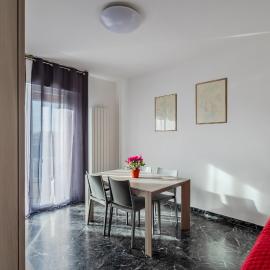 GuestHost - Zagar House-Venice Airport Close-by Apt W Parking