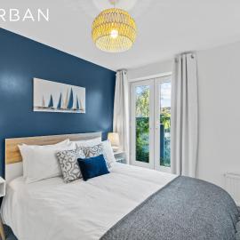 Sea Haven House Central Plymouth 4 Bed 3 and a Half Bath Secure Parking