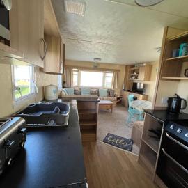 E4A, Three bedroom caravan - California Cliffs, Parkdean Resort, Scratby - Sleeps 8, bed linen and towels included - Pet Friendly - only 300m from the beach!