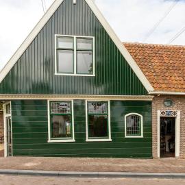 Boutique Hotel Jongwijs Westzaan، فندق في Westzaan
