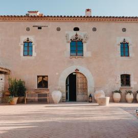 Hotel-Masia Can Farrés, hotel en El Bruc