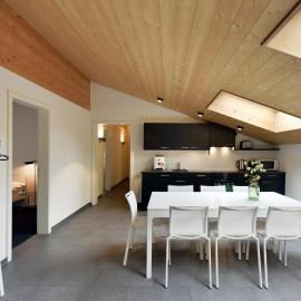 Luna Elk Home, hotel in Lenk