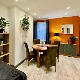Crow Hill House - Great for Contractors or Family Holidays โรงแรมในคลีทอร์ปส์