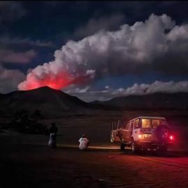Tanna Lava View Bungalows, отель в городе Lénakel