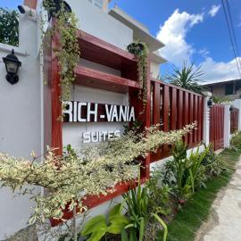 RICH-VANIA SUITES