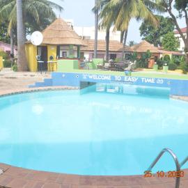 Easy Time Lodge โรงแรมในโคโลลิ