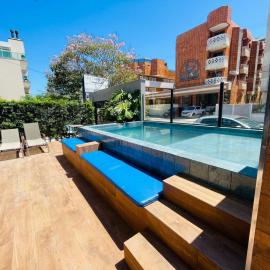 Ariana Apart Hotel Canasvieiras: Florianópolis şehrinde bir otel