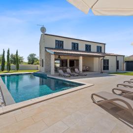 Villa Stellar