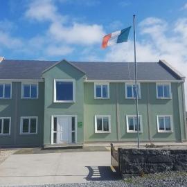 Aran Walkers Lodge, hotell i Inis Mor