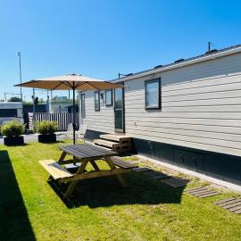 Luxury seaside cottage 29, hotel in Knokke-Heist