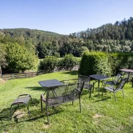 Penzion Pod kapličkou, hotel v destinácii Tišnov