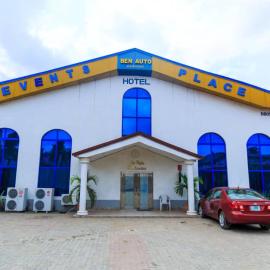BEN AUTO Hotel, hotel di Lagos