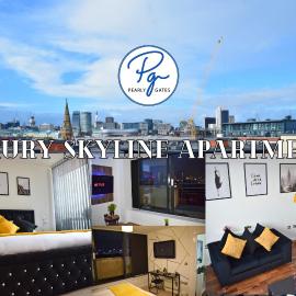 Penthouse - Amazing City Skyline Views - Balcony - FREE extra 2 hours - FREE Parking - Utilita Arena - Bullring Shopping - New St Station- Super King Size Bed, hotel in Birmingham