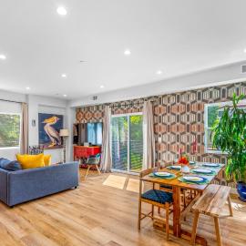 Stylish Sherman Oaks Townhouse 3bed + 3.5bath All Master Suites