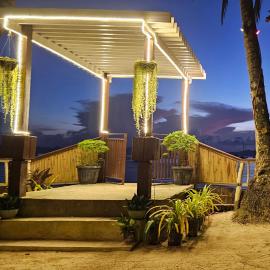 Mina Grande Beach Cottages, hotel El Nidóban