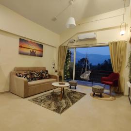 ‘The Mountain Majesty’: cozy 1 bhk apartment, hotel u gradu Karjat