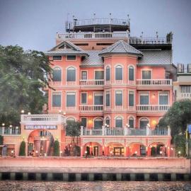 Hiranyakul House Riverside