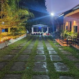 Redrock homestay โรงแรมในจิกมากาลูร์