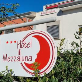 Hotel Mezzaluna, hotel en Treviso