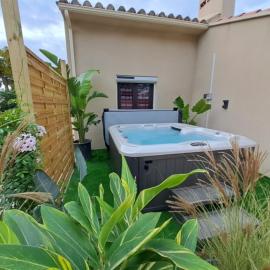 Maison individuelle plain pied avec Spa en option PENSEZ A VALIDER VOTRE RESERVATION DANS LES 24H APRES VOTRE DEMANDE DE RESERVATION, отель в Перпиньяне