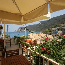 Ionis Hotel, מלון באיוס ניקיטאס