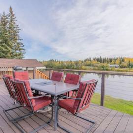 The Chena River House South Suite, Hotel in Fairbanks