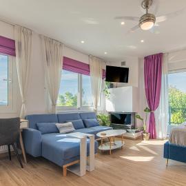 Levada Apartment - Hellenic Apartments Avlona、Avlónのホテル