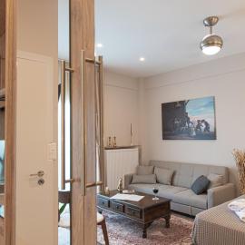 Kanela Apartment - Hellenic Apartments Avlona、Oinófitaのホテル