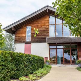 StroEnzo - RUIME LOFT - 5P - 2SLPK - DAKTERRAS - LAADPAAL - 10MIN Maastricht, hotell i Riemst