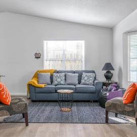 3BR Cozy Home~ Stylish & New ~ UC Merced ~ en route Yosemite!, готель у місті Мерсед