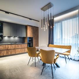 ARHEYA 1 apart Архея 1 апартамент за гости, viešbutis mieste Karlovas