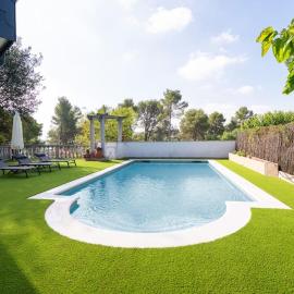 Casa Farré next Barcelona Center