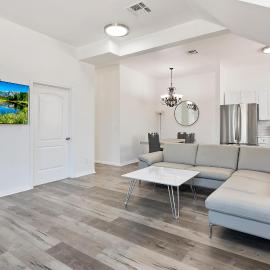 Modern loft close to Universal studio and Hollywood for 8