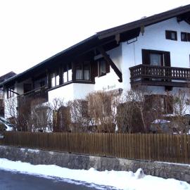 Haus Berggruß inkl. Chiemgaukarte, hotel in Ruhpolding