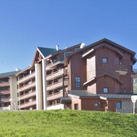 Madame Vacances Lodges des Alpages, hotel in La Plagne