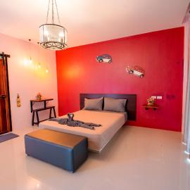 เเองเจล่า รีสอร์ท, hotel u gradu 'Pran Buri'