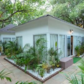 Swimup - Suites with private pool , Vagator
