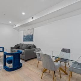 Capitol View1 Charming Oasis in DC near Metro with Fenced Backyard Free Parking and WIFI, hotel Washingtonban