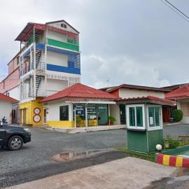โรงแรมแอมไอม่อน - Am Amoonds Hotel, hotel sa Khlung