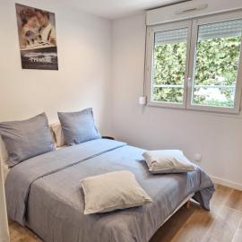 Spacieux et lumineux Appartement, hotel in Aulnay-sous-Bois