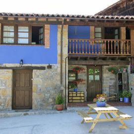 La xica ll, hotel u gradu Beceña