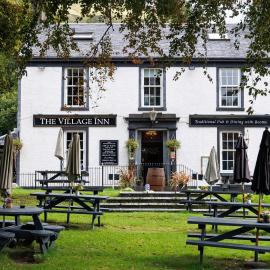 Village Inn, hotel din Arrochar