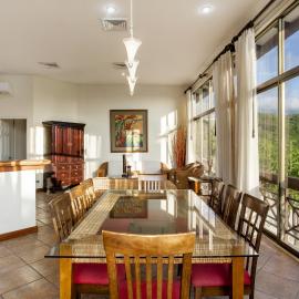 Wisdom House Vibrant Paradise at Villa Sol Resort, hotell i Sardinal