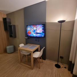 AlphaStay by Rhouses