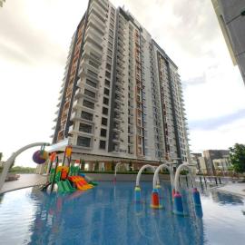 Near Airport K Avenue Family Room, hotel u gradu 'Donggongon'