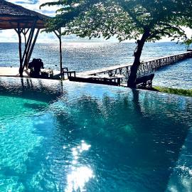 Sanctum Una Una Eco Dive Resort, Hotel in Pulau Unauna