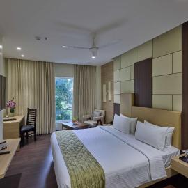 Grand Continent Hosur A Sarovar Portico Affiliate Hotel, hotel em Hosur