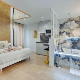 Welcome to Dubai / Jacuzzi, hotel in Ivry-sur-Seine