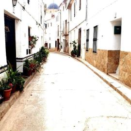 Casa rural para 8 huéspedes en plena naturaleza, hotell i Gestalgar